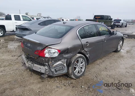 2011 Infiniti G37X z USA, uszkodzony, nr VIN JN1CV6AR9BM404878